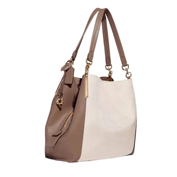 NWT Coach’s Badge Jacquard Dalton 31 Shoulder Bag Chalk Taupe - Picture 3 of 13